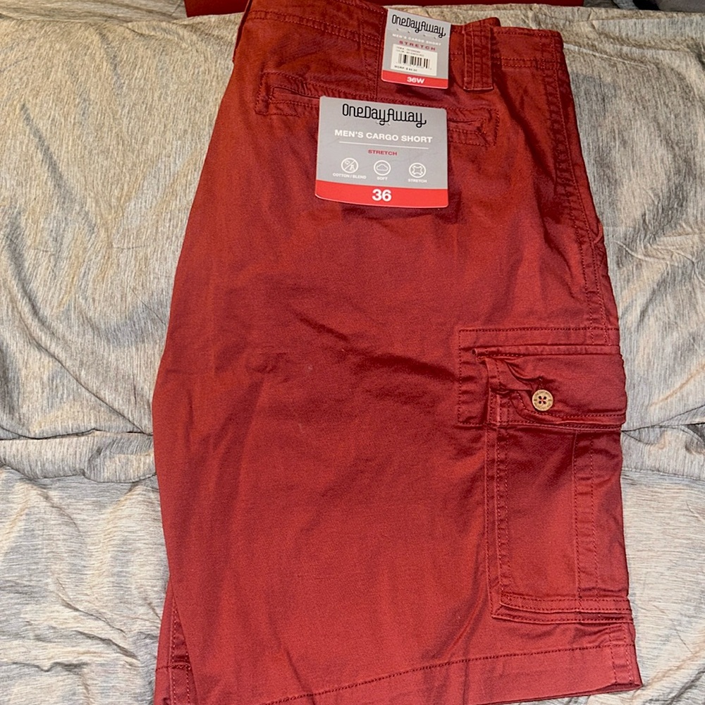 Earth red men’s cargo short stretch size 36